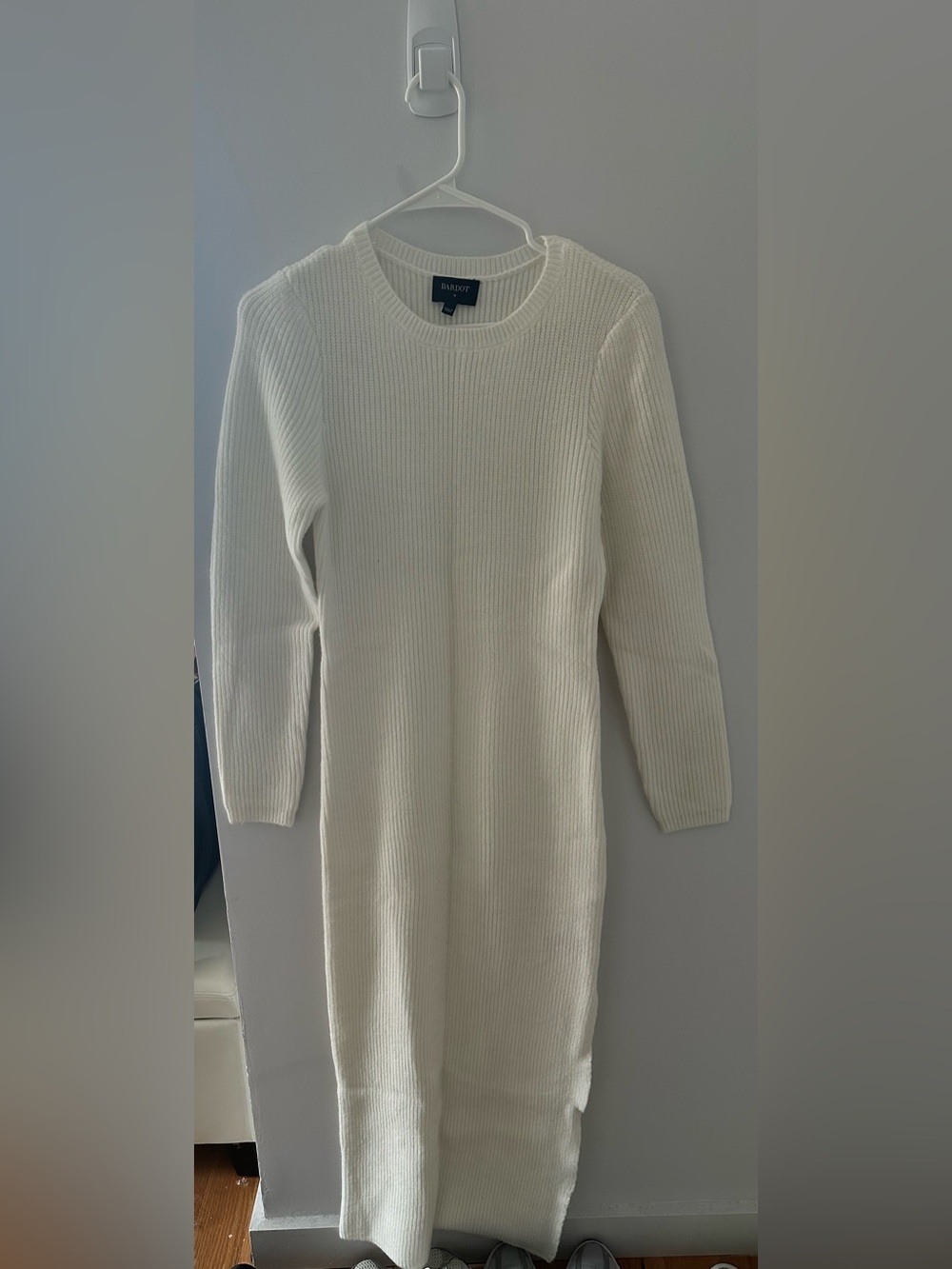 Bardot (NWOT) “Kavala” knit maxi dress in Ivory, Medium